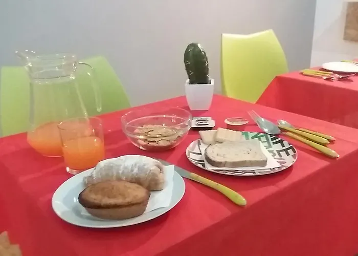 Konukevi Leonardo Brindisi